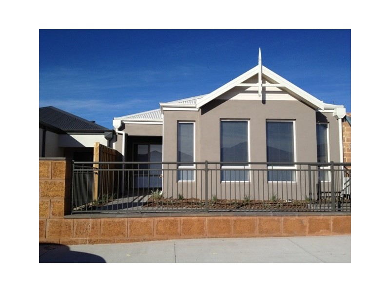 7 Interlaken Loop, Ellenbrook WA 6069