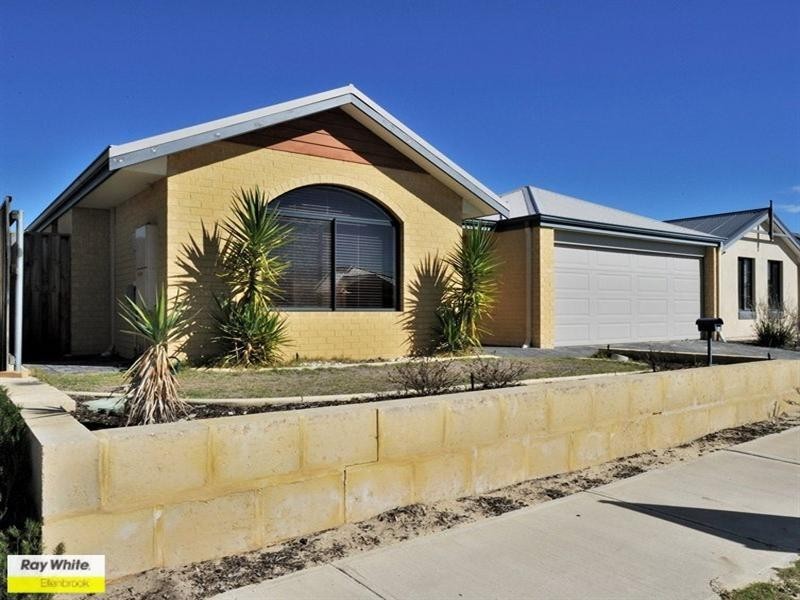 8 Addingham Drive, Ellenbrook WA 6069