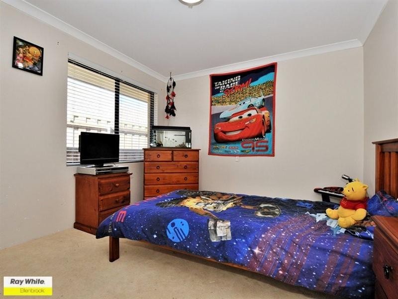 8 Addingham Drive, Ellenbrook WA 6069