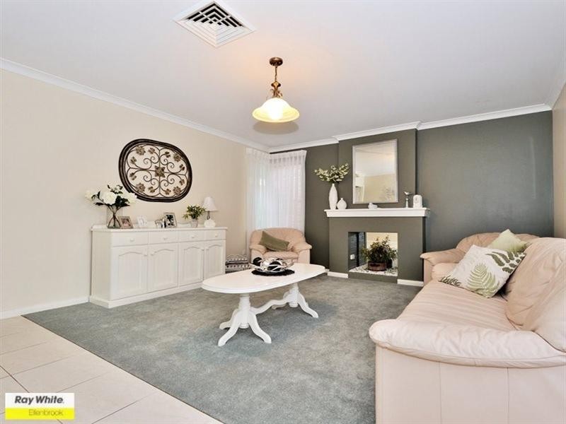 23 Ellen Brook Drive, The Vines WA 6069