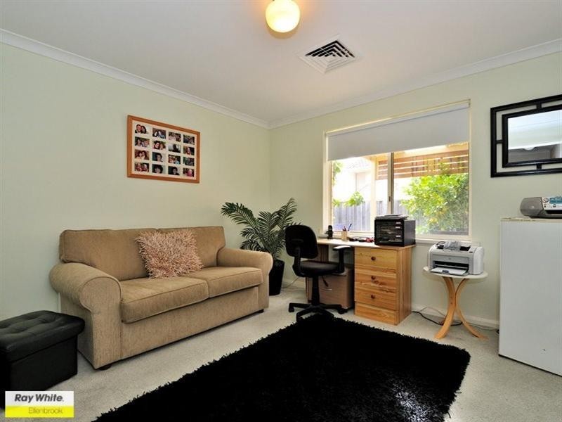 23 Ellen Brook Drive, The Vines WA 6069