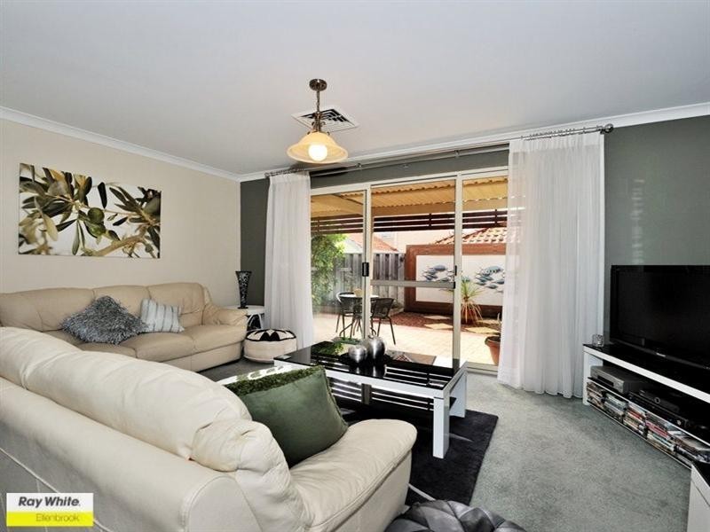 23 Ellen Brook Drive, The Vines WA 6069