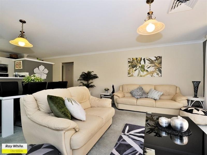 23 Ellen Brook Drive, The Vines WA 6069