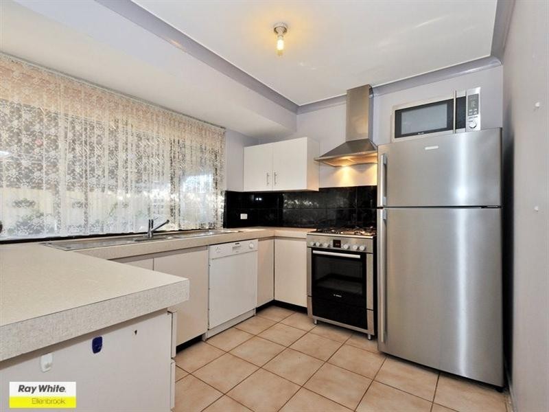 11 Swallow Court, Ballajura WA 6066