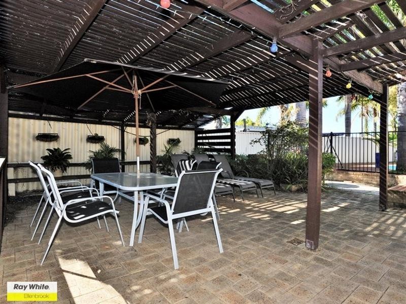 11 Swallow Court, Ballajura WA 6066