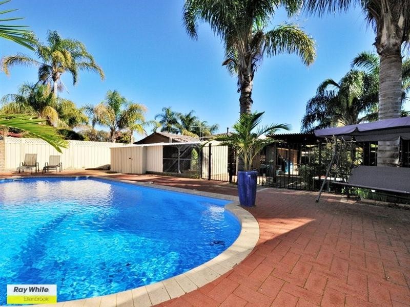 11 Swallow Court, Ballajura WA 6066