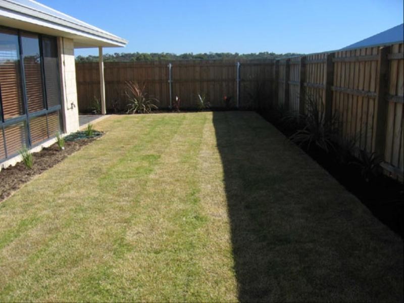 7 Elmore Pass, Ellenbrook WA 6069