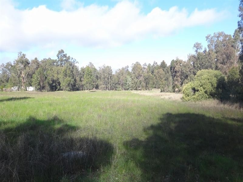 375 Oliver Street, Mount Helena WA 6082