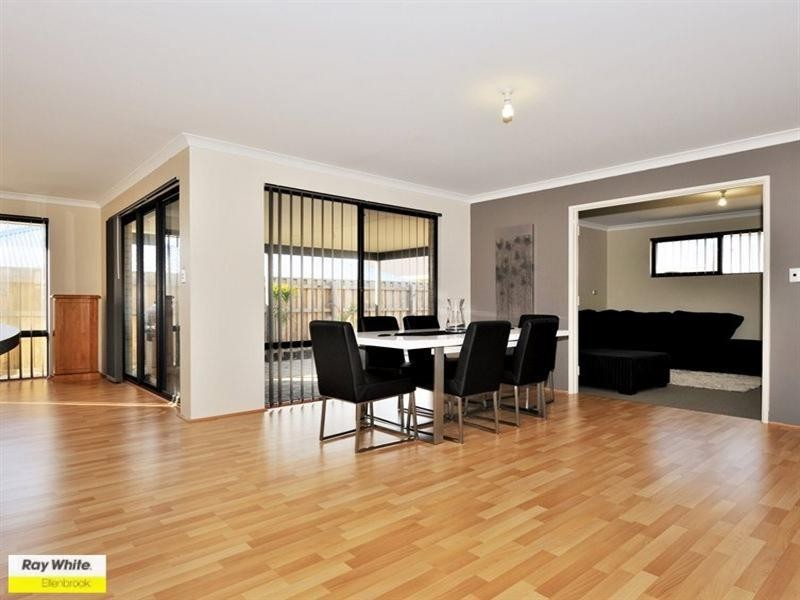 122 Westgrove Drive, Ellenbrook WA 6069
