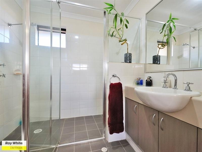 12 Botany Parade, Ellenbrook WA 6069