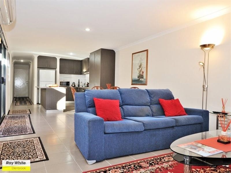 12 Botany Parade, Ellenbrook WA 6069