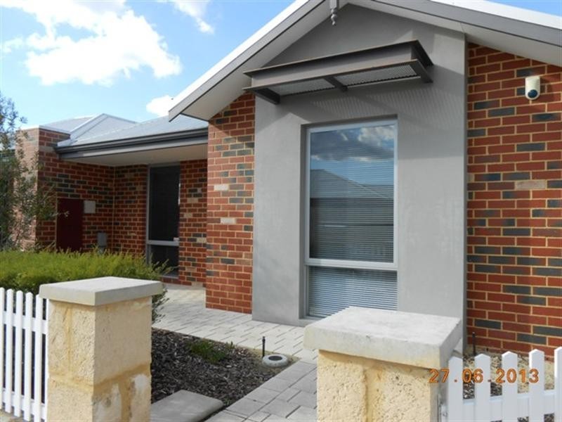 39 Parnham Avenue, Ellenbrook WA 6069