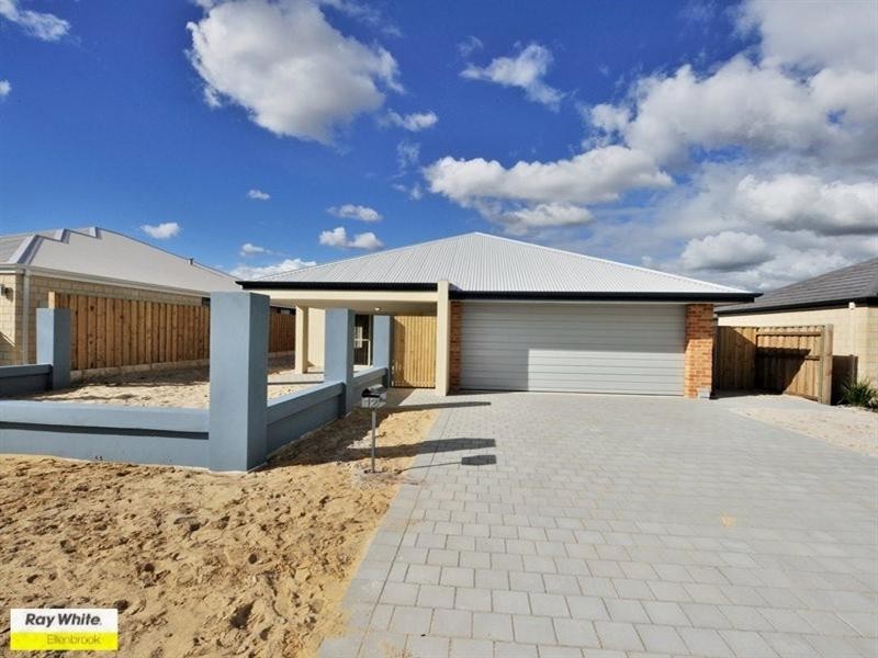 12 Mitre Bend, Ellenbrook WA 6069