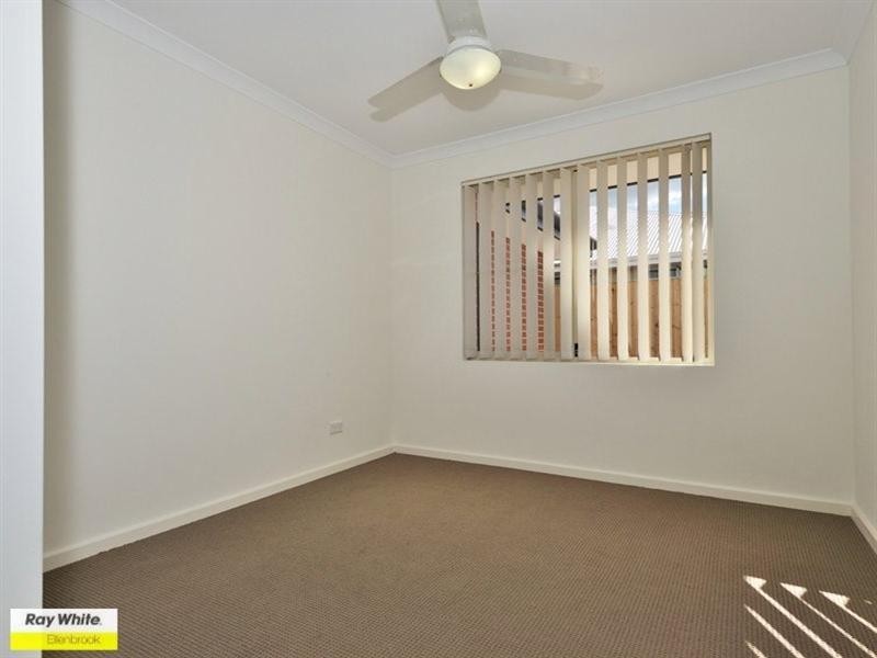 12 Mitre Bend, Ellenbrook WA 6069