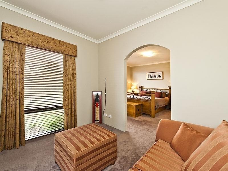 14 Woburn Park Avenue, Ellenbrook WA 6069