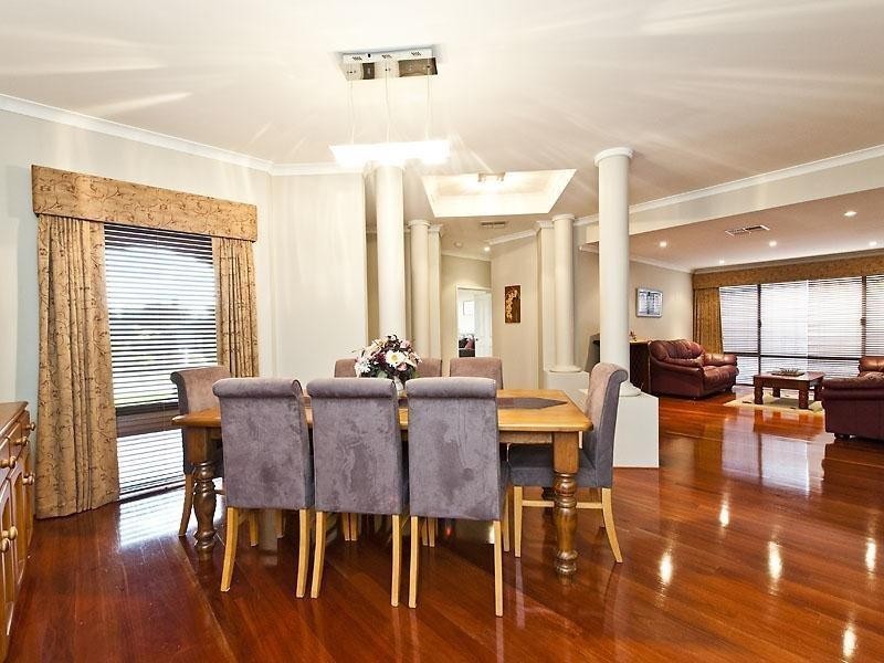 14 Woburn Park Avenue, Ellenbrook WA 6069