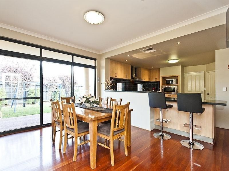 14 Woburn Park Avenue, Ellenbrook WA 6069