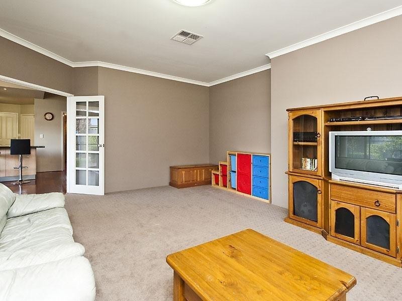 14 Woburn Park Avenue, Ellenbrook WA 6069