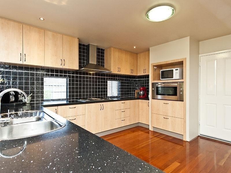 14 Woburn Park Avenue, Ellenbrook WA 6069