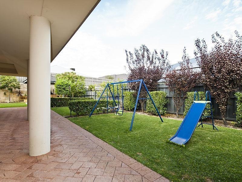 14 Woburn Park Avenue, Ellenbrook WA 6069