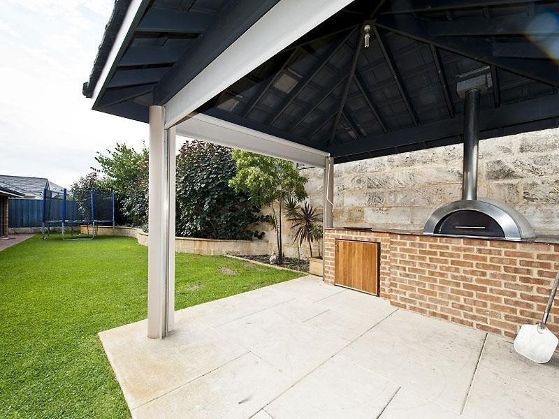 14 Woburn Park Avenue, Ellenbrook WA 6069