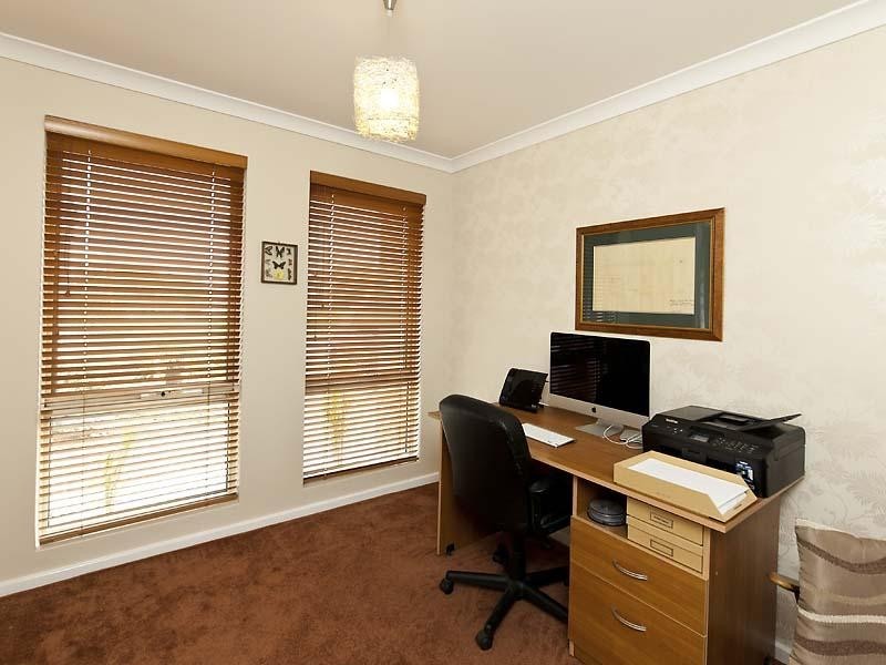 2 Kalinga Drive, Ellenbrook WA 6069