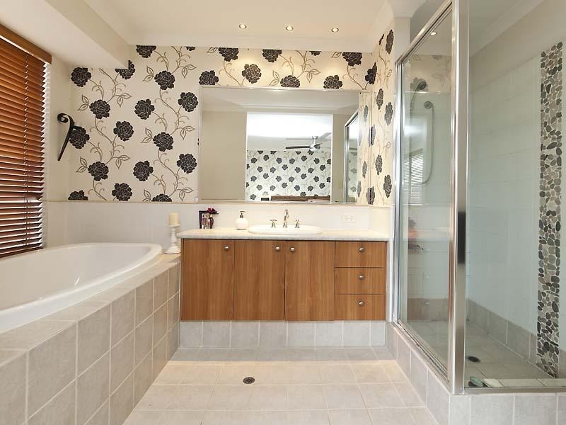 2 Kalinga Drive, Ellenbrook WA 6069