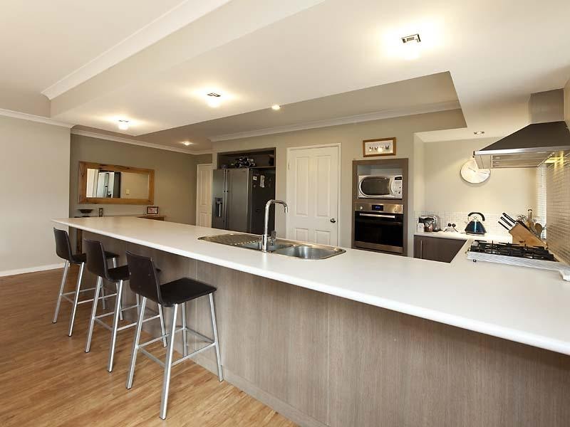 2 Kalinga Drive, Ellenbrook WA 6069