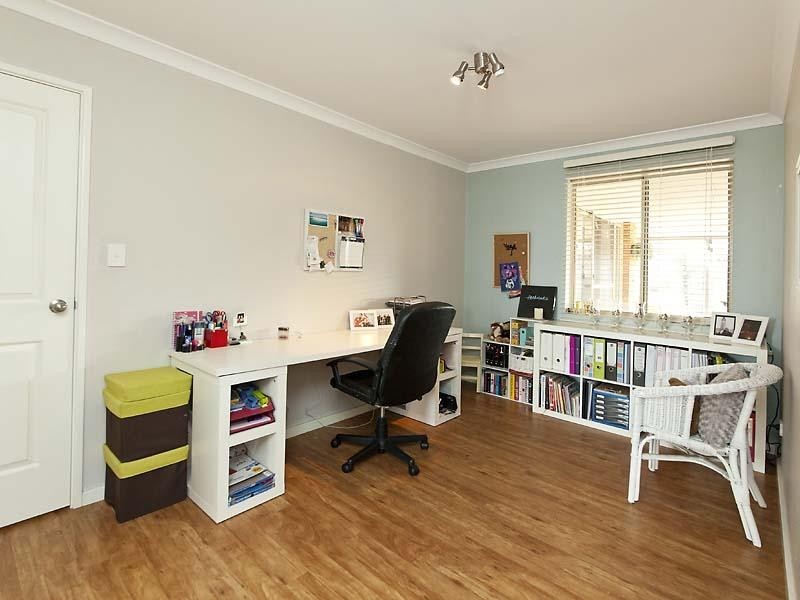 2 Kalinga Drive, Ellenbrook WA 6069