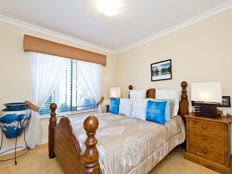 10 Arrowsmith Avenue, Ellenbrook WA 6069