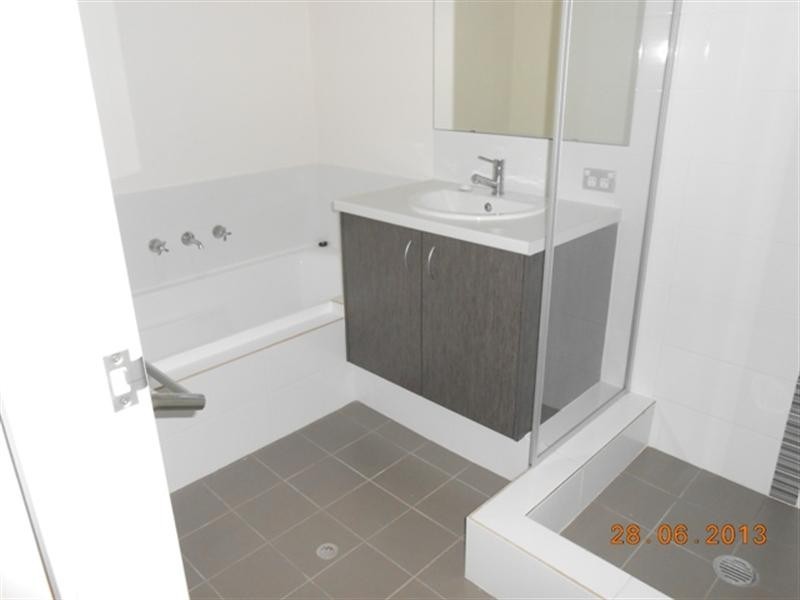 16 Minnie Lane, Ellenbrook WA 6069