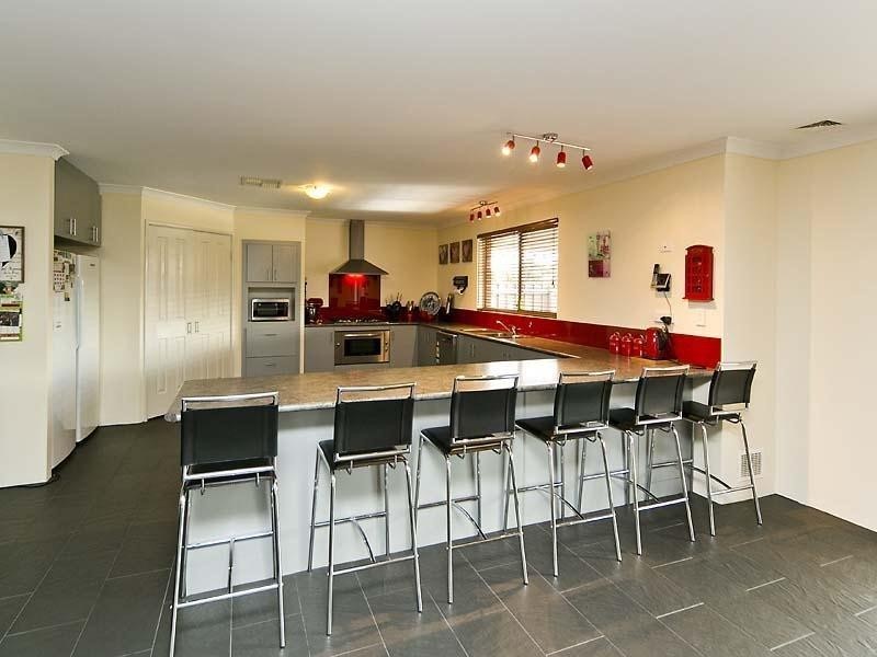 25 Starke Turn, Ellenbrook WA 6069