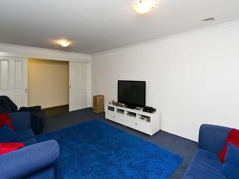 25 Starke Turn, Ellenbrook WA 6069