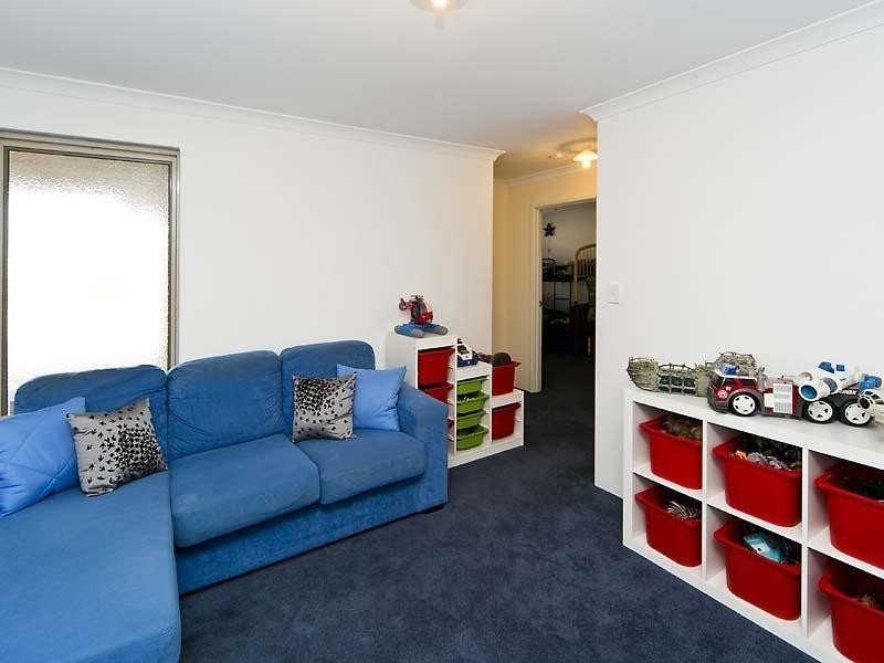 25 Starke Turn, Ellenbrook WA 6069