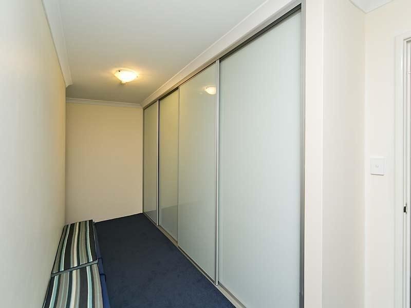 25 Starke Turn, Ellenbrook WA 6069