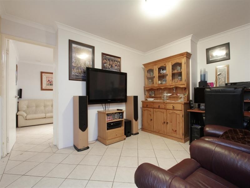 18 Mustang Drive, Henley Brook WA 6055