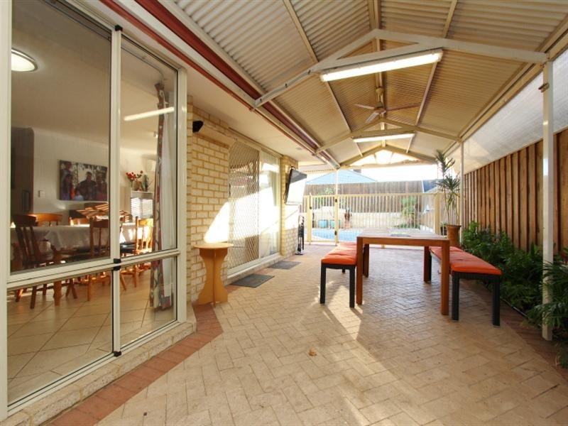 18 Mustang Drive, Henley Brook WA 6055