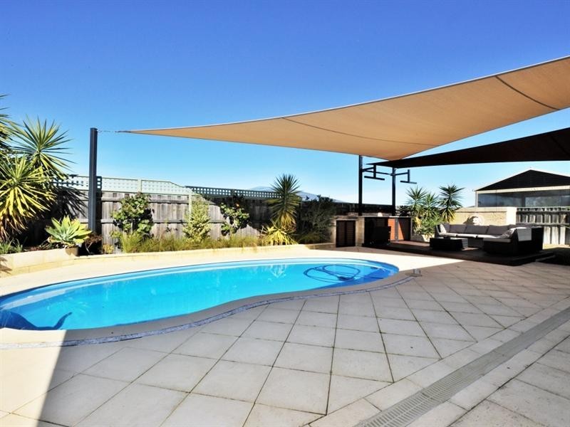 6 Brumby Avenue, Henley Brook WA 6055