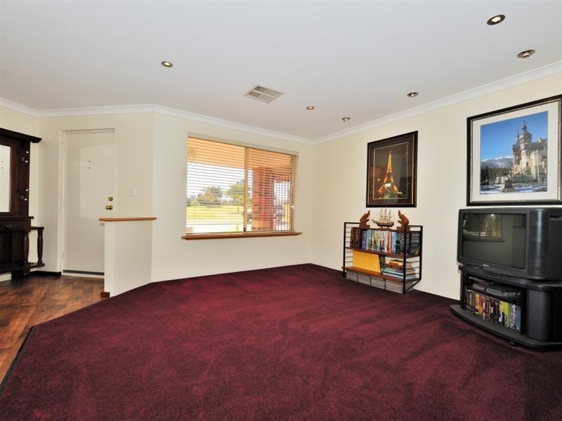 6 Brumby Avenue, Henley Brook WA 6055