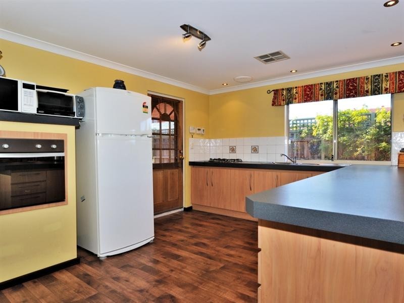 6 Brumby Avenue, Henley Brook WA 6055