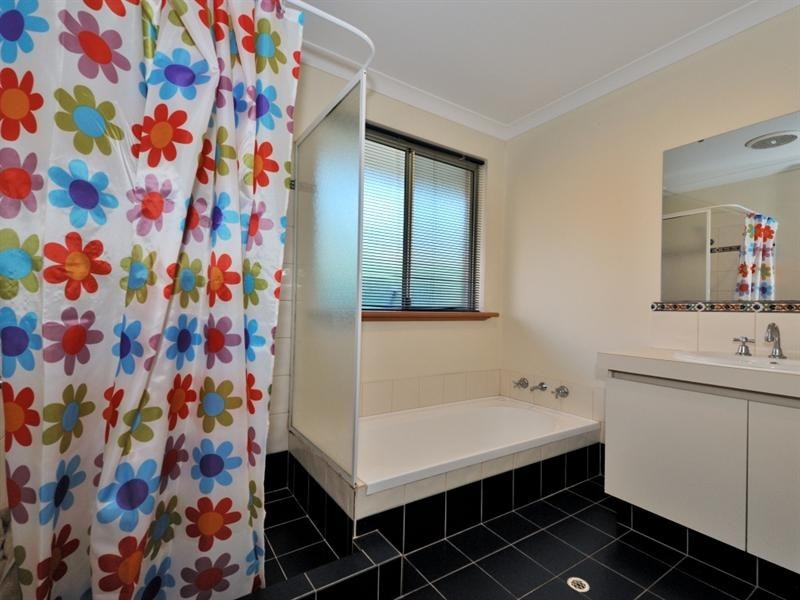 6 Brumby Avenue, Henley Brook WA 6055