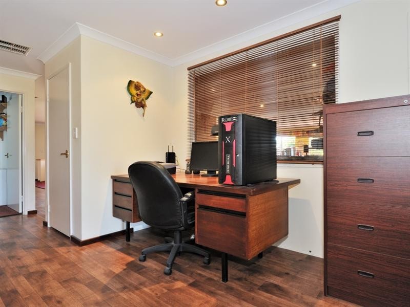 6 Brumby Avenue, Henley Brook WA 6055