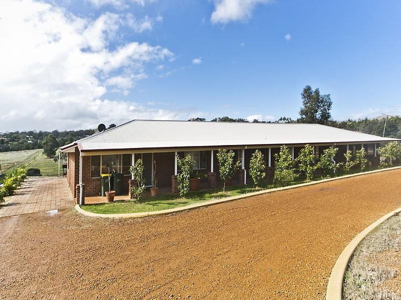 39 Taylor Road, Bullsbrook WA 6084
