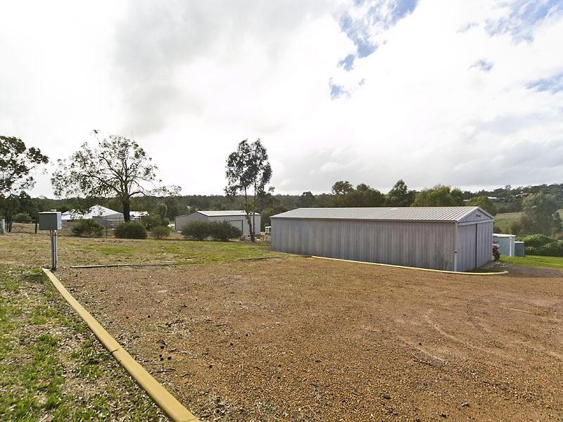 39 Taylor Road, Bullsbrook WA 6084