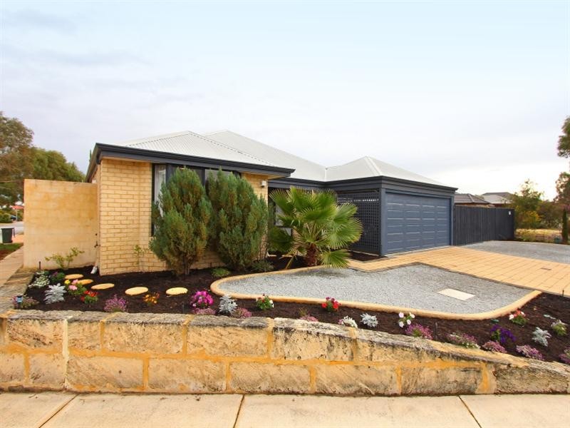 1 Ducane Way, Ellenbrook WA 6069