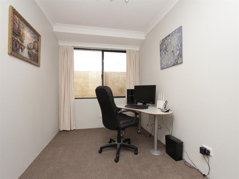 1 Ducane Way, Ellenbrook WA 6069