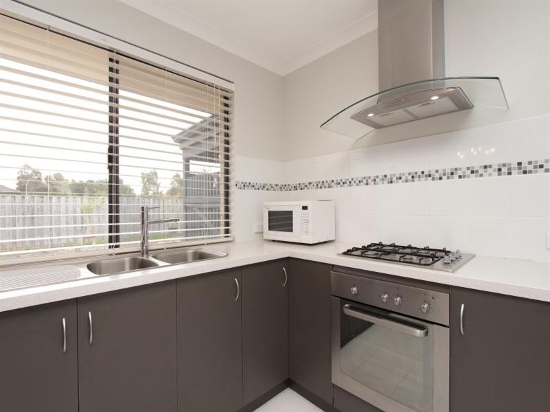 1 Ducane Way, Ellenbrook WA 6069