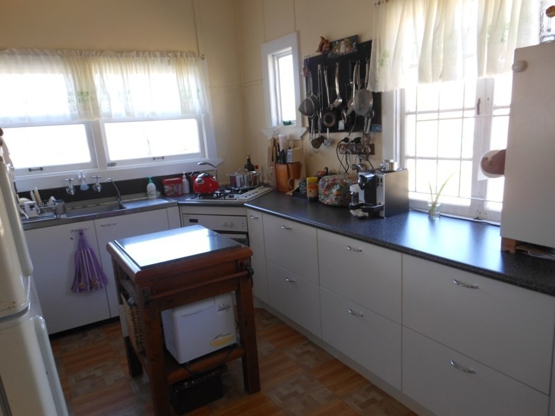 142 Bania Road, Mount Perry QLD 4671