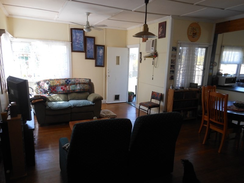 142 Bania Road, Mount Perry QLD 4671