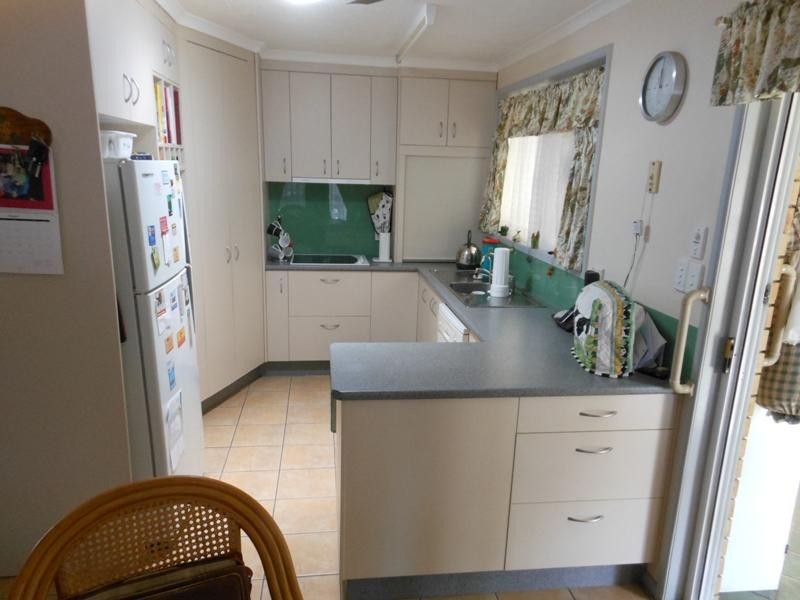 33 High School Road, Gin Gin QLD 4671